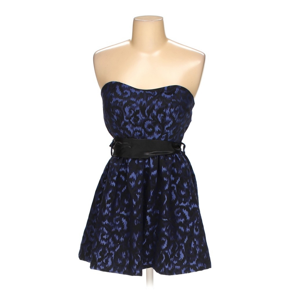 💐3/$15 SALE! NEW* FOREVER 21 STRAPLESS 👗💐